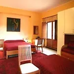 Casablanca Oda ve Kahvaltı 4*